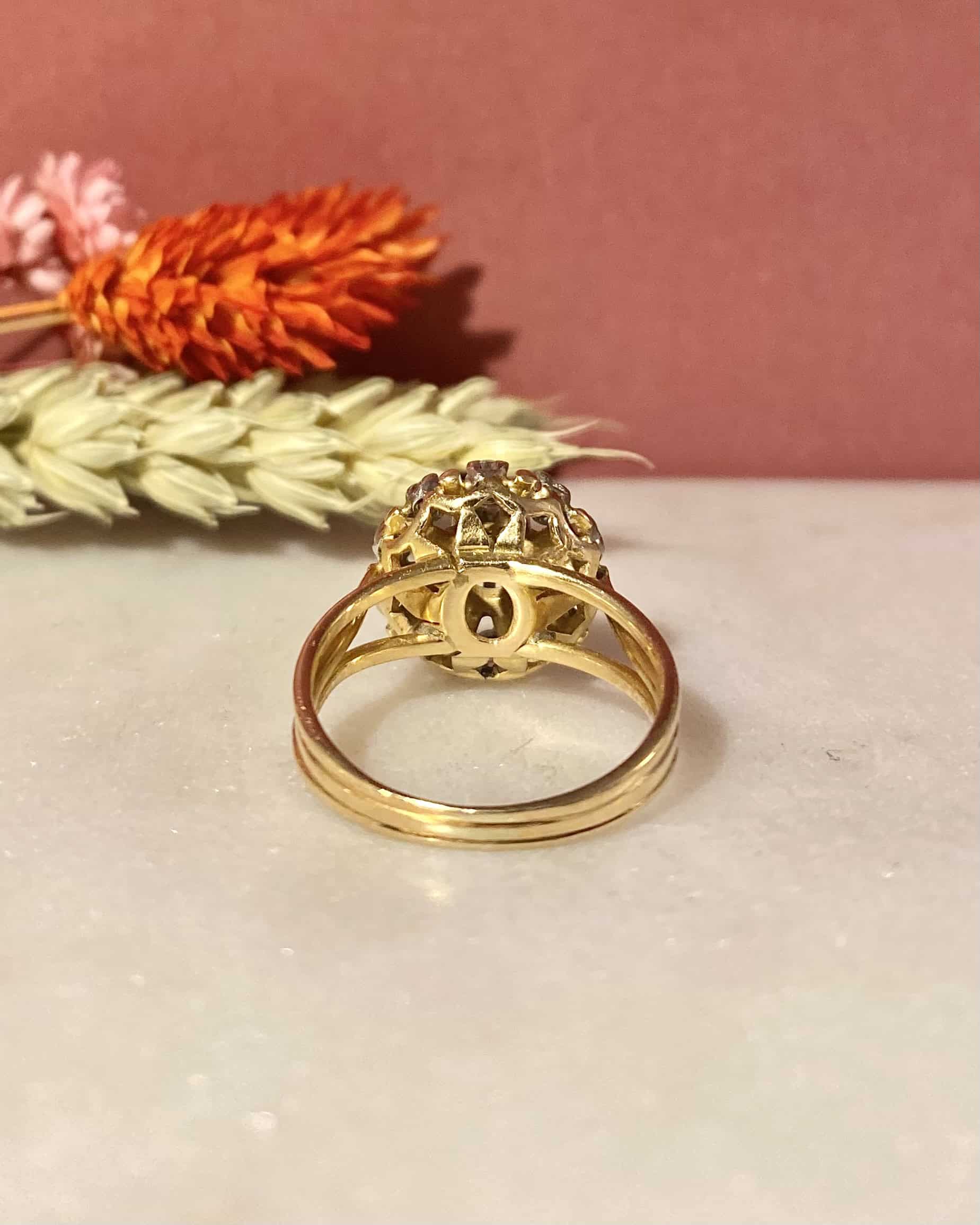 Bague Vintage Marguerite 11 Diamants 0.65 carat "Sofia"