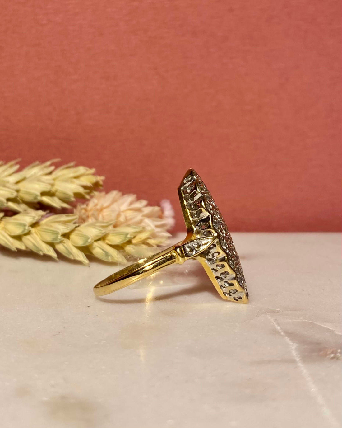 Bague Marquise 33 Diamants 0.66 carat &quot;Coraline&quot;