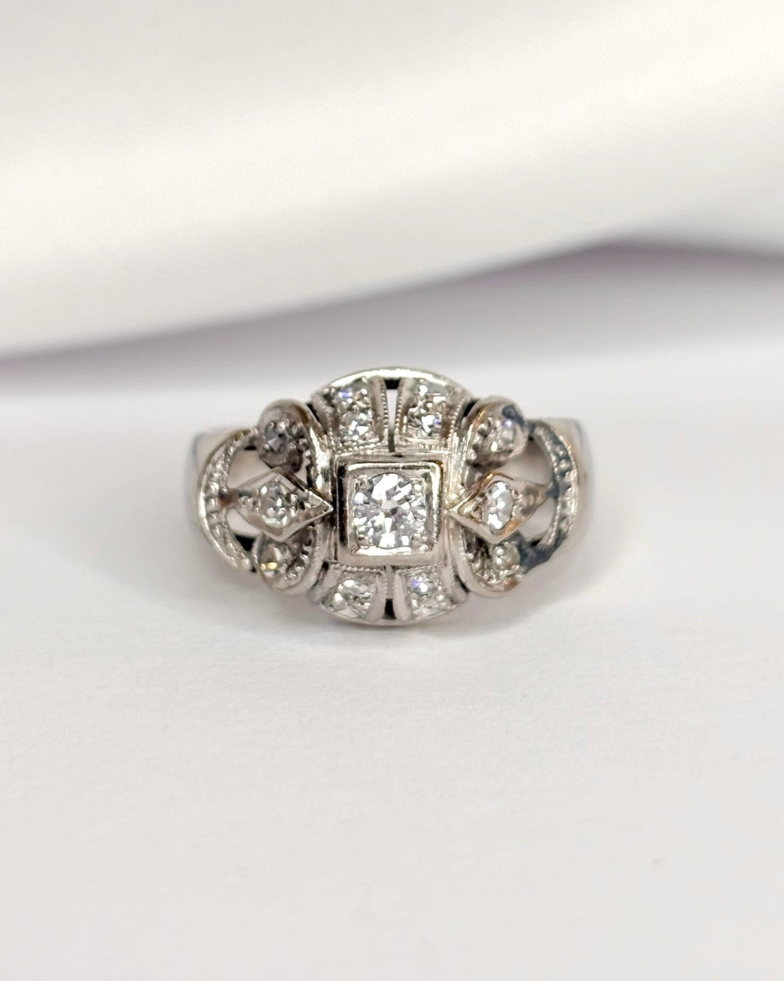 Bague Dôme Art Déco Diamants 0.49 carat "Elisabeth" - Elliade Paris