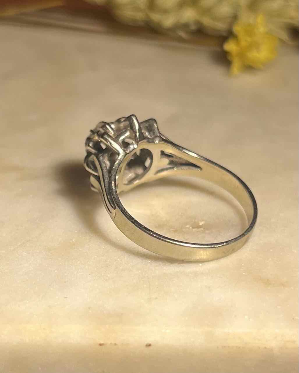 Bague Dôme Diamant &quot;Ludmila&quot; - Elliade Paris