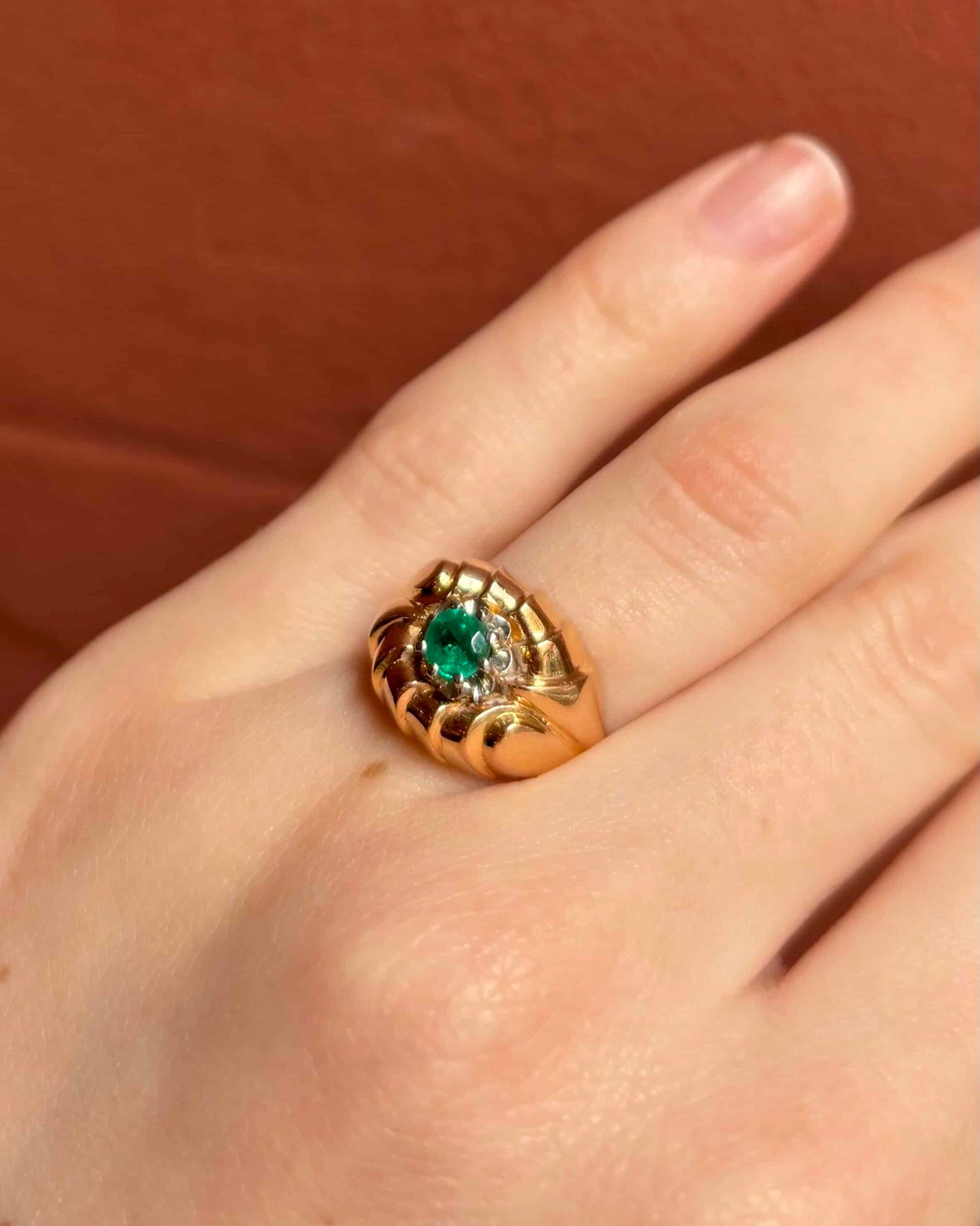 Bague Jonc Tourbillon Émeraude 0.25 carat &quot;Telma&quot;