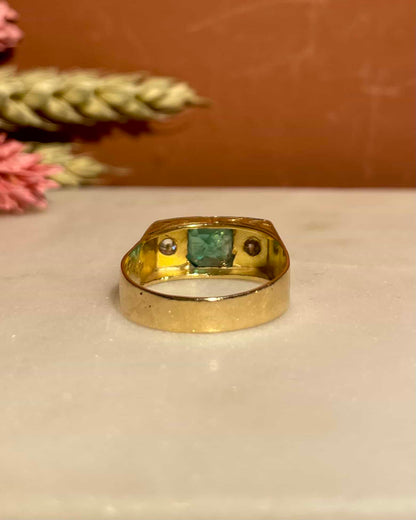 Bague Art-Déco Tank Vintage Émeraude 1.50 carat et Diamants &quot;Aranza&quot;