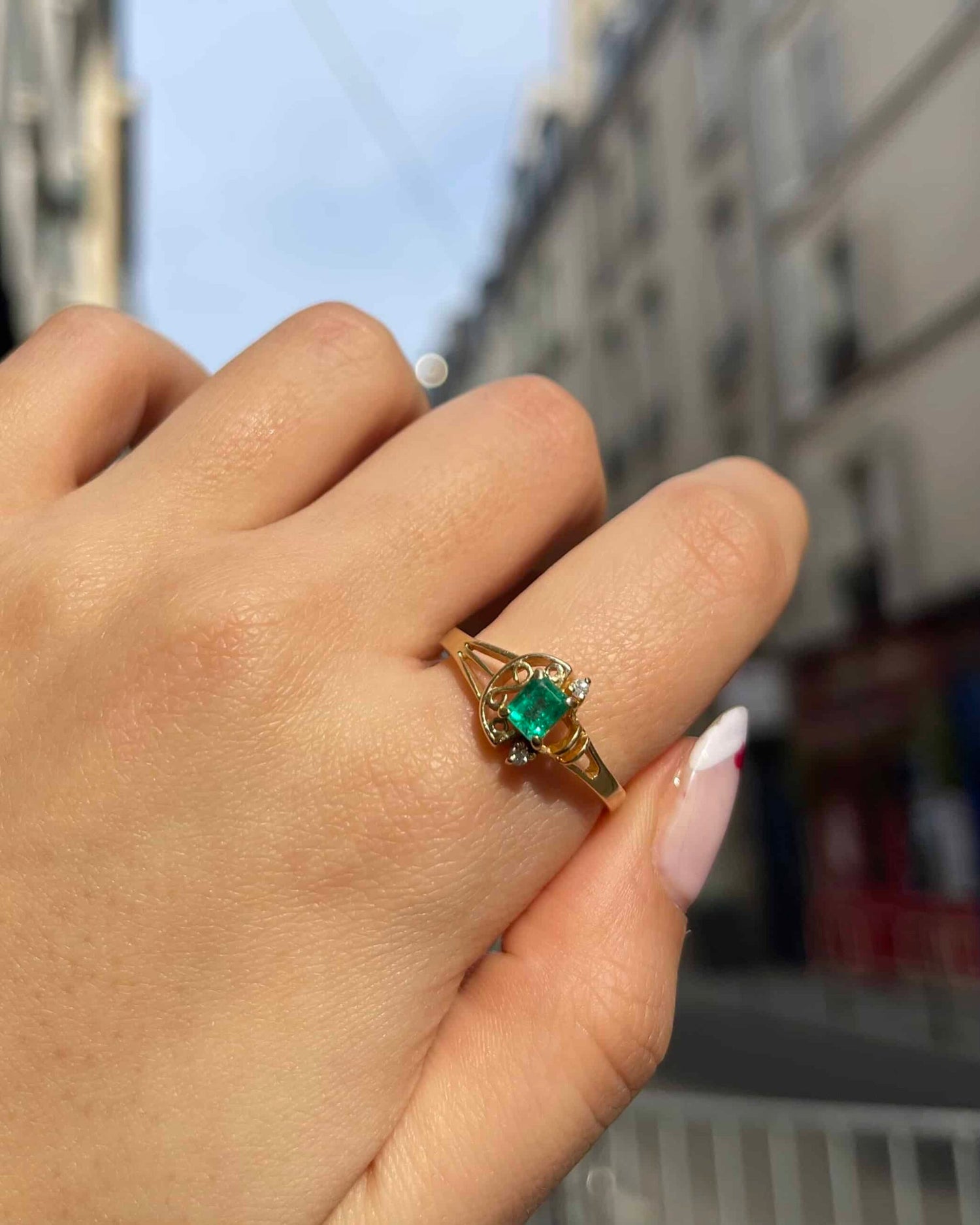 Bague Vintage Emeraude 0.50 carat &amp; Diamants &quot;Nicola&quot;