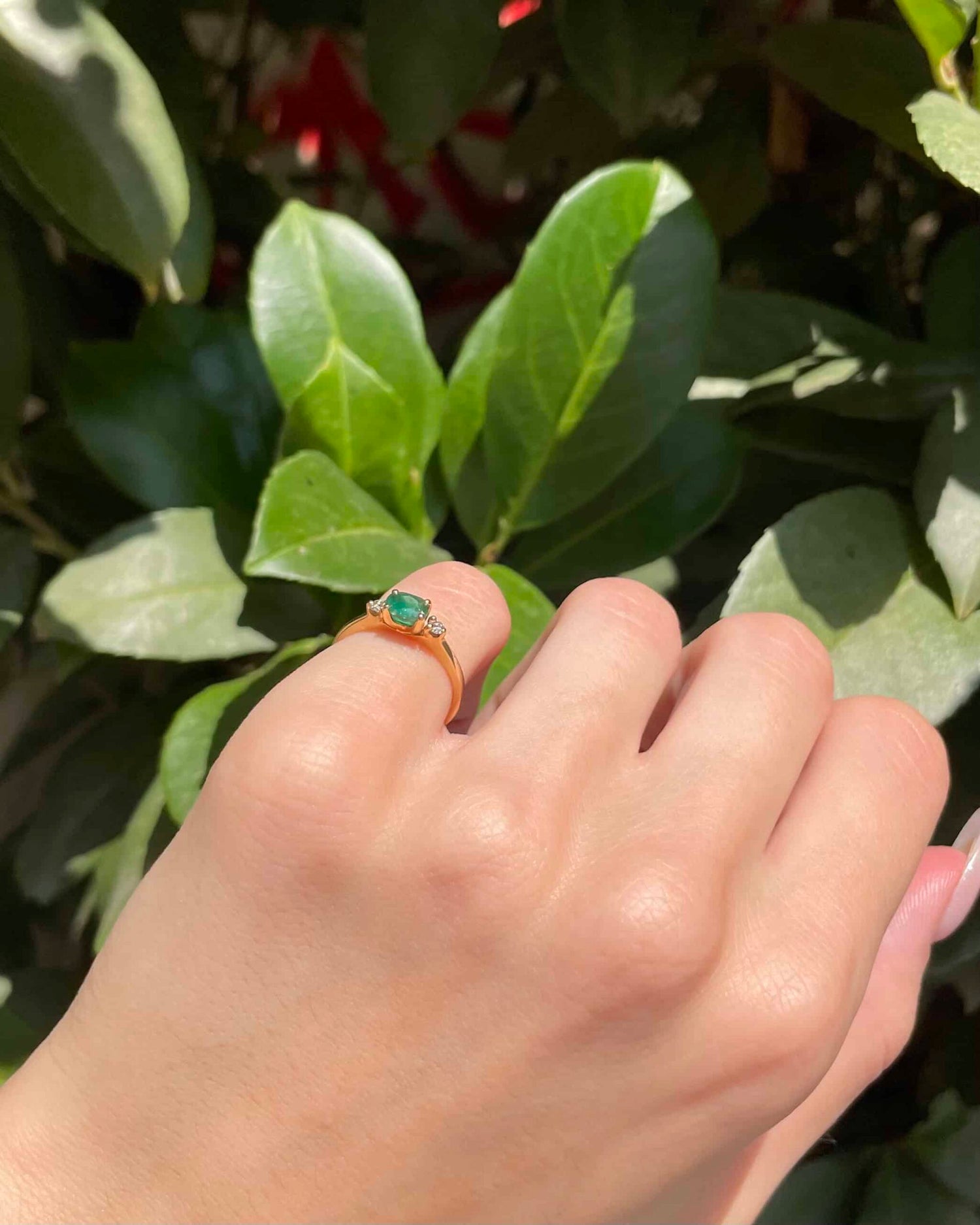 Bague Trilogie Emeraude 0.50 carat &amp; Diamants &quot;Jorya&quot;