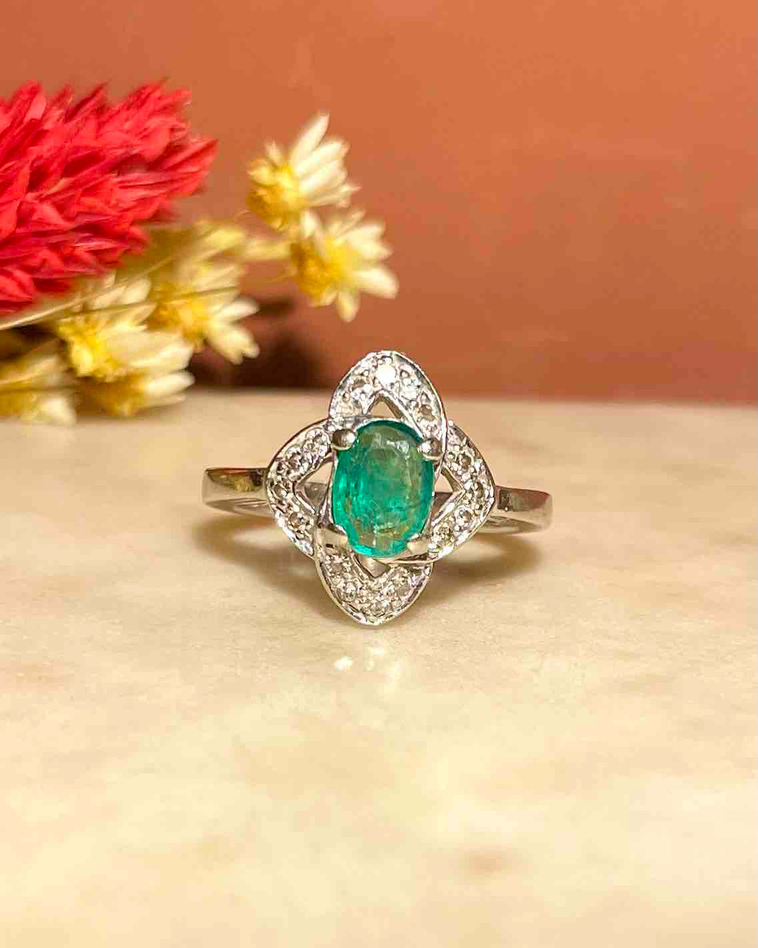 Bague Style Art-Déco Émeraude &amp; Diamants &quot;Fanny&quot;