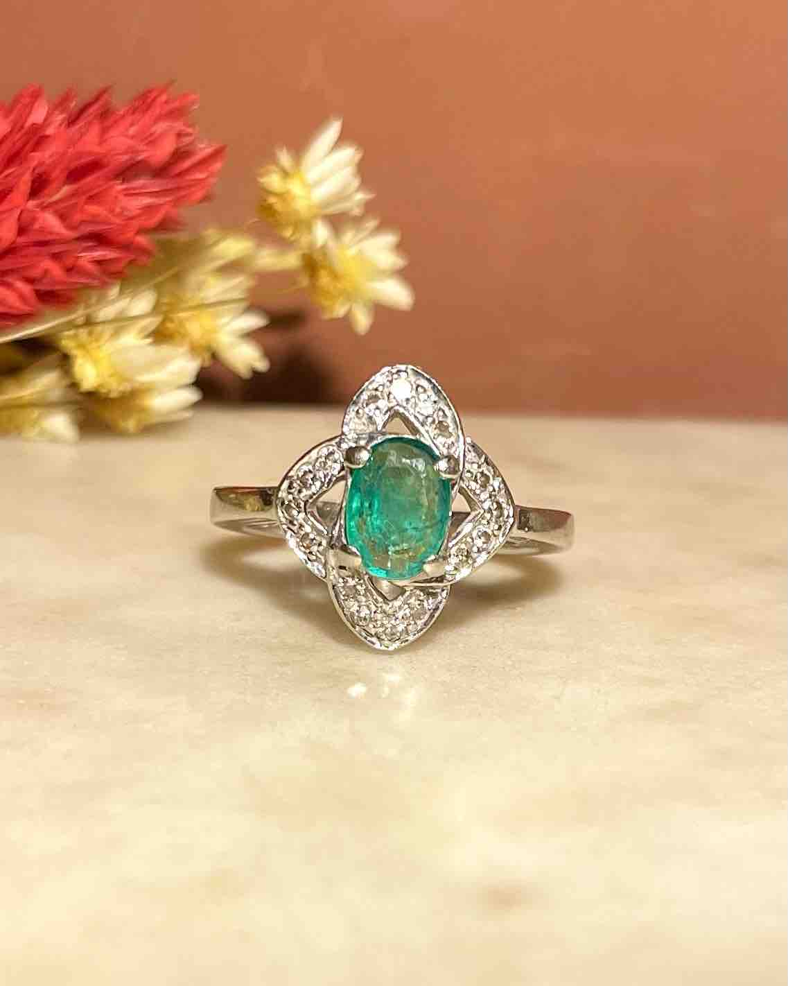 Bague Style Art-Déco Émeraude &amp; Diamants "Fanny"