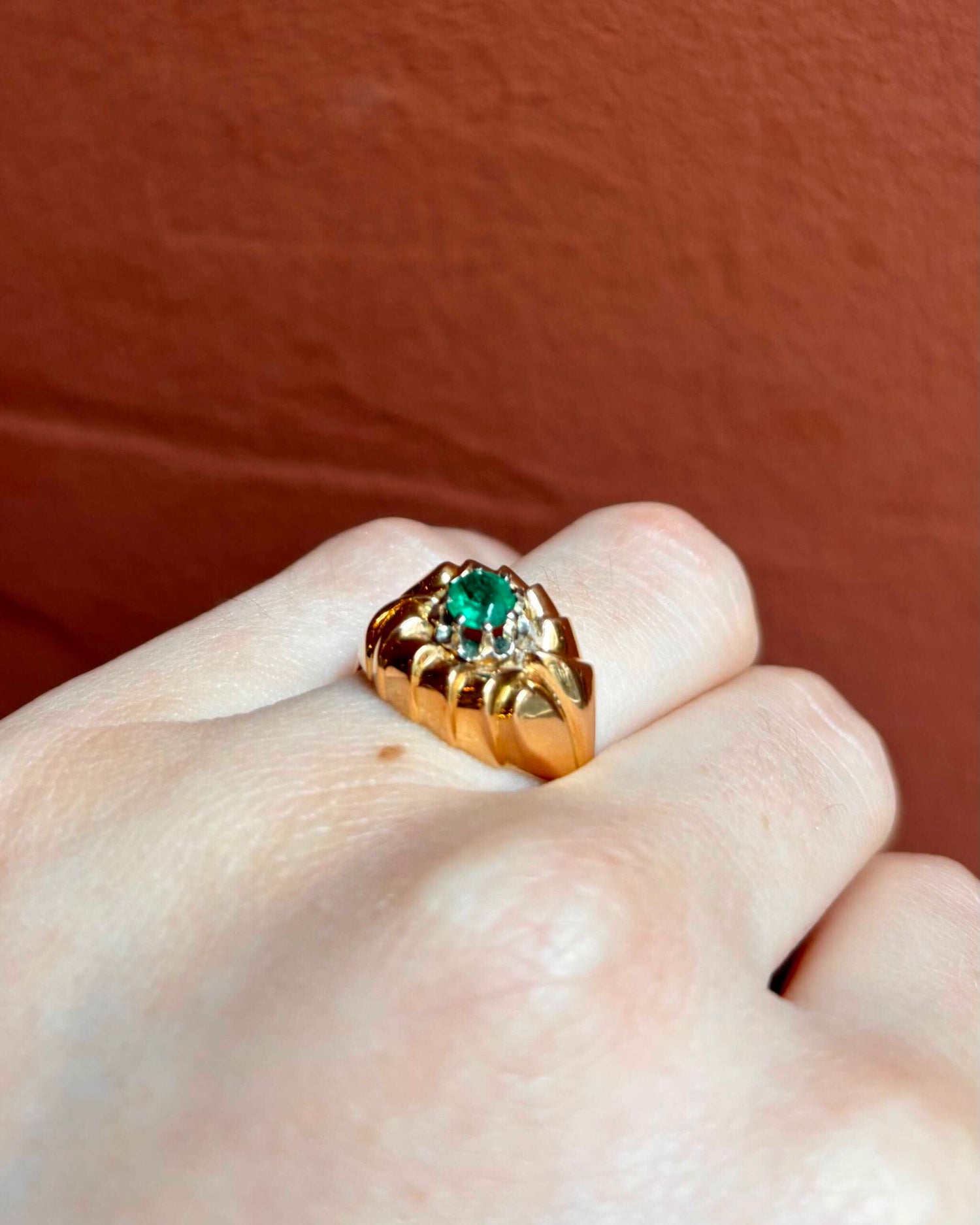 Bague Jonc Tourbillon Émeraude 0.25 carat &quot;Telma&quot;