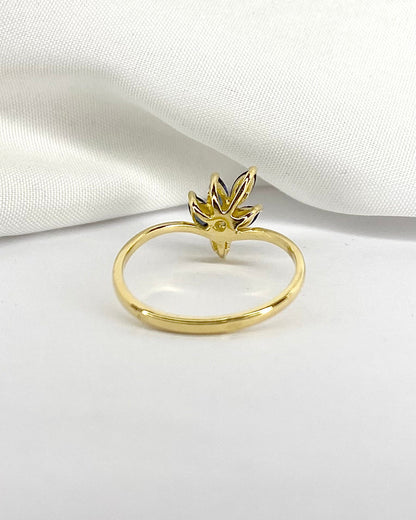 Bague Fleur Déstructurée 4 Saphirs &amp; Diamant &quot;Raphaëlle&quot; - Elliade Paris