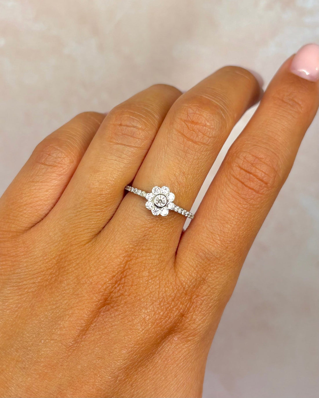 Bague Fleur Diamants 0.47 carat "Anissa" - Elliade Paris