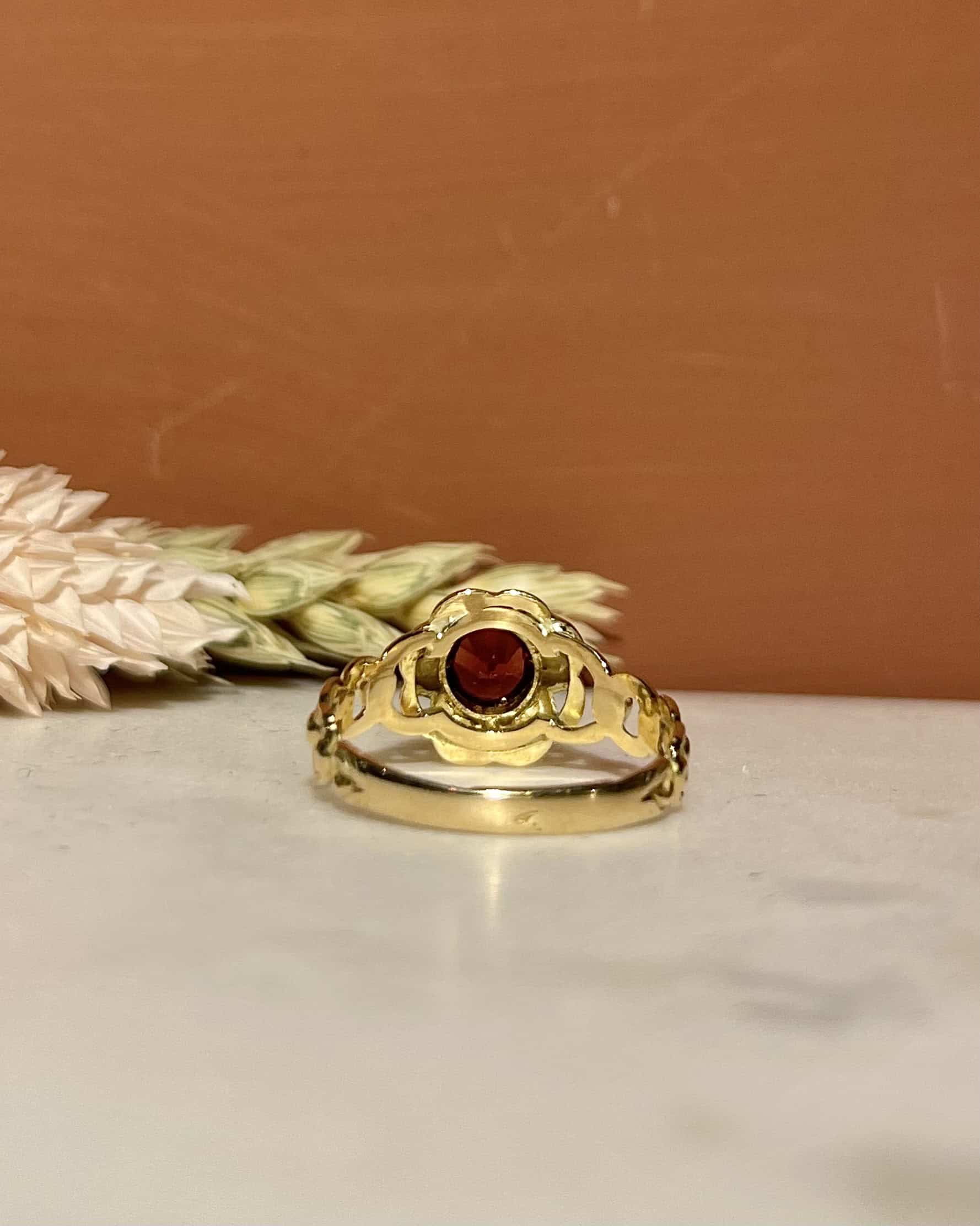 Bague Vintage Grenat Fleur "Florina" - Elliade Paris