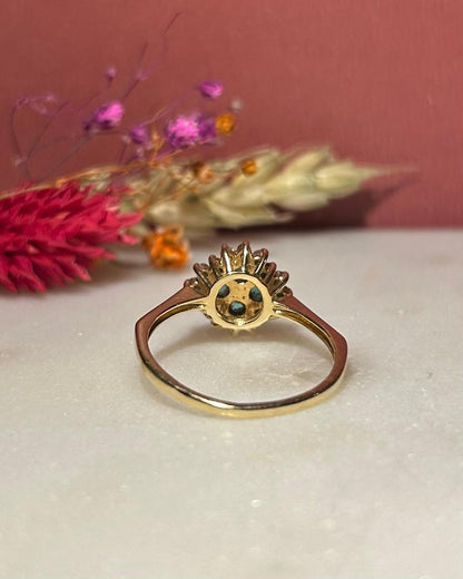 Bague Fleur Émeraudes &amp; Diamants &quot;Maylee&quot; - Elliade Paris