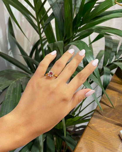 Bague Marguerite Rubis &amp; Diamants &quot;Marjory&quot;