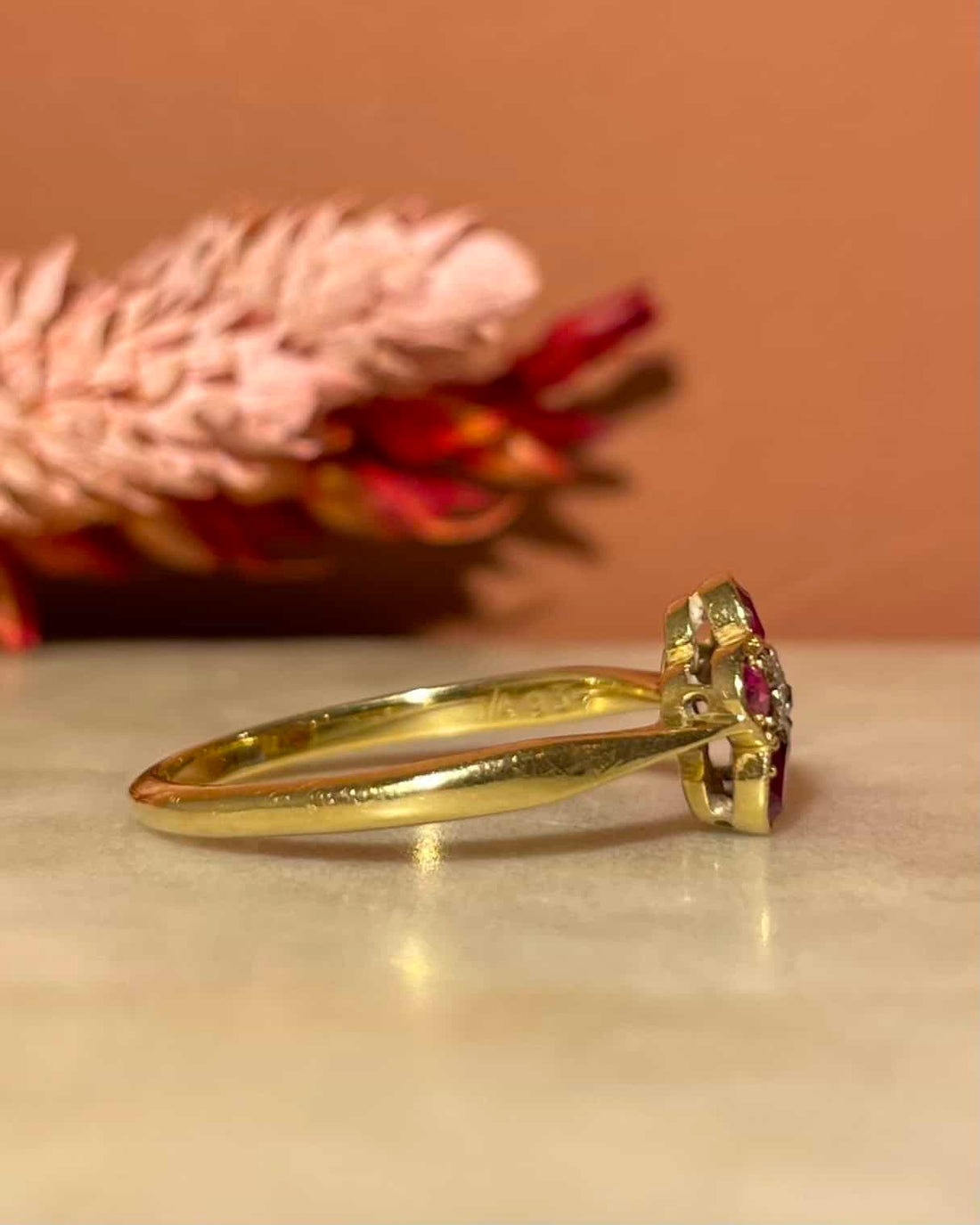 Bague Marguerite Rubis 0.45 carat coeur Diamant &quot;Loreena&quot;