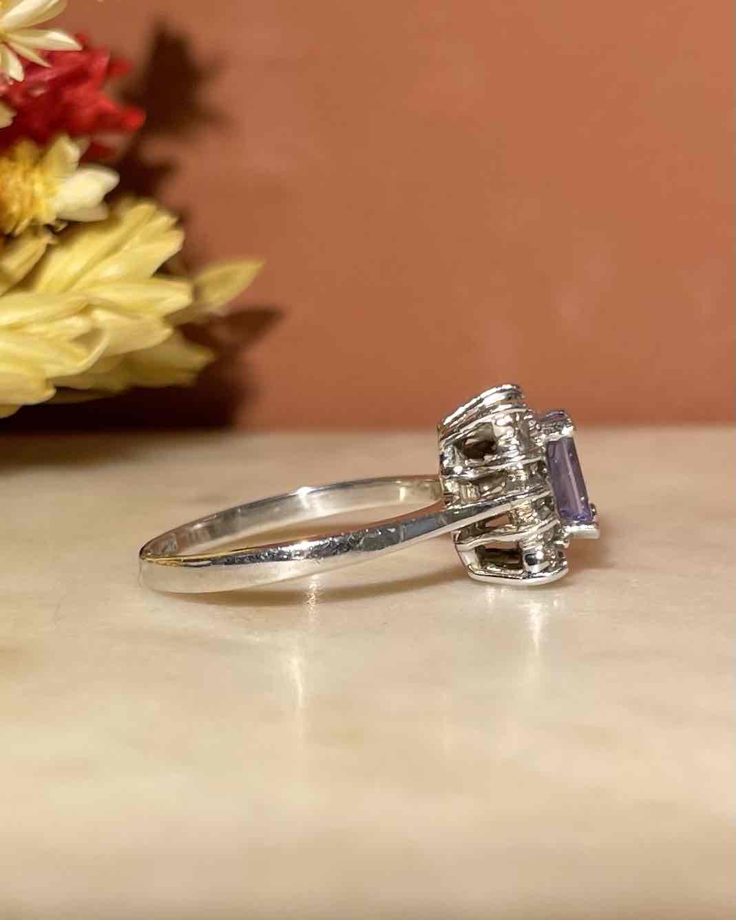 Bague Marguerite Tanzanite &amp; Diamants &quot;Tressie&quot;