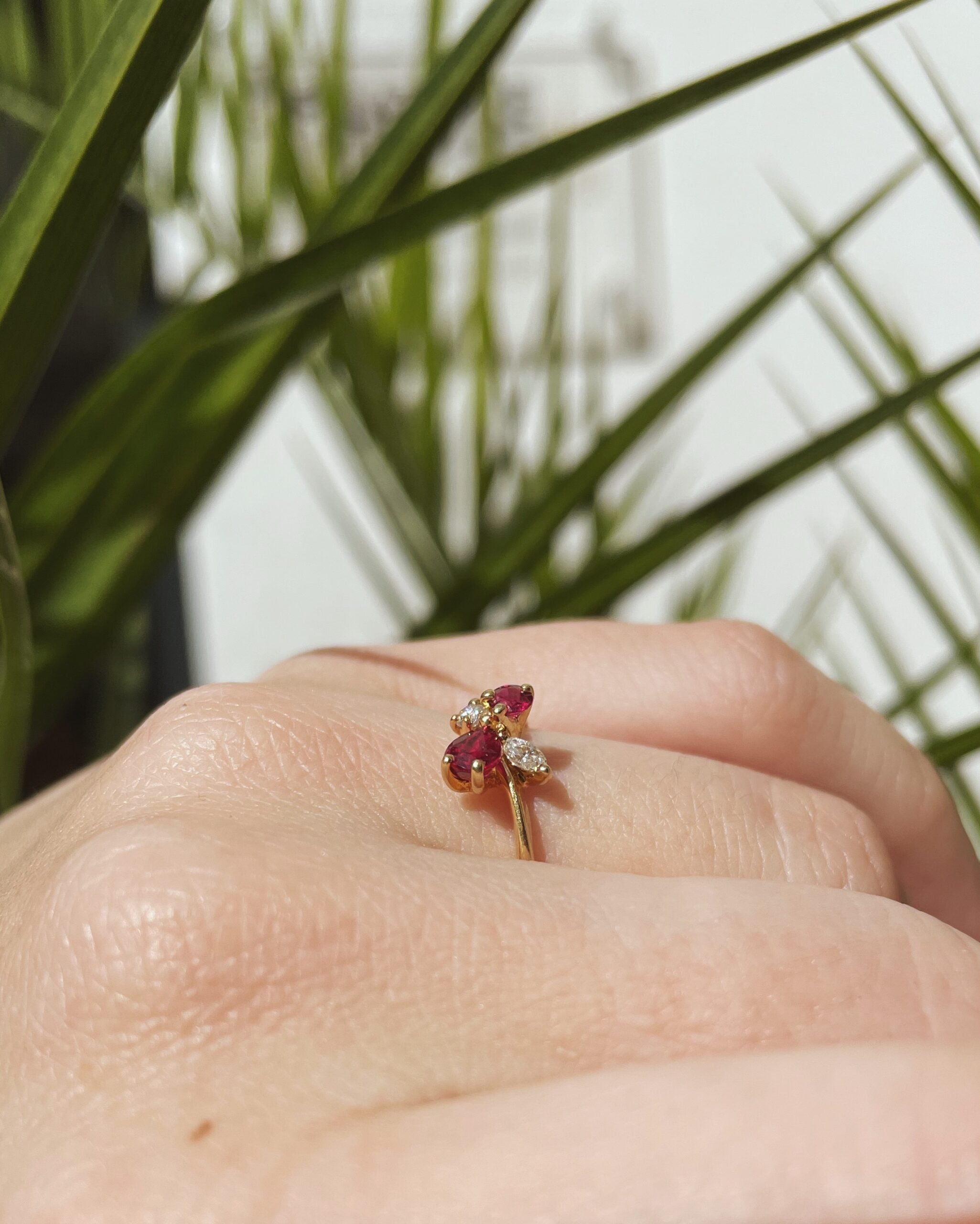Bague Fleur Vintage Rubis &amp; Diamants "Salomé" - Elliade Paris