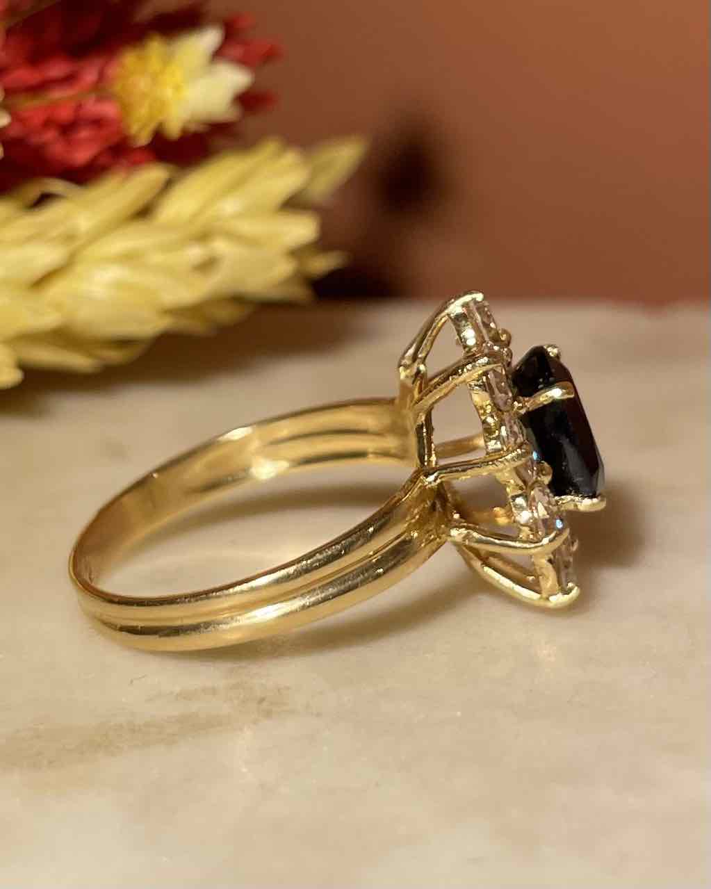 "Séraphina" Anillo con margaritas de diamantes y zafiros de 1,60 quilates