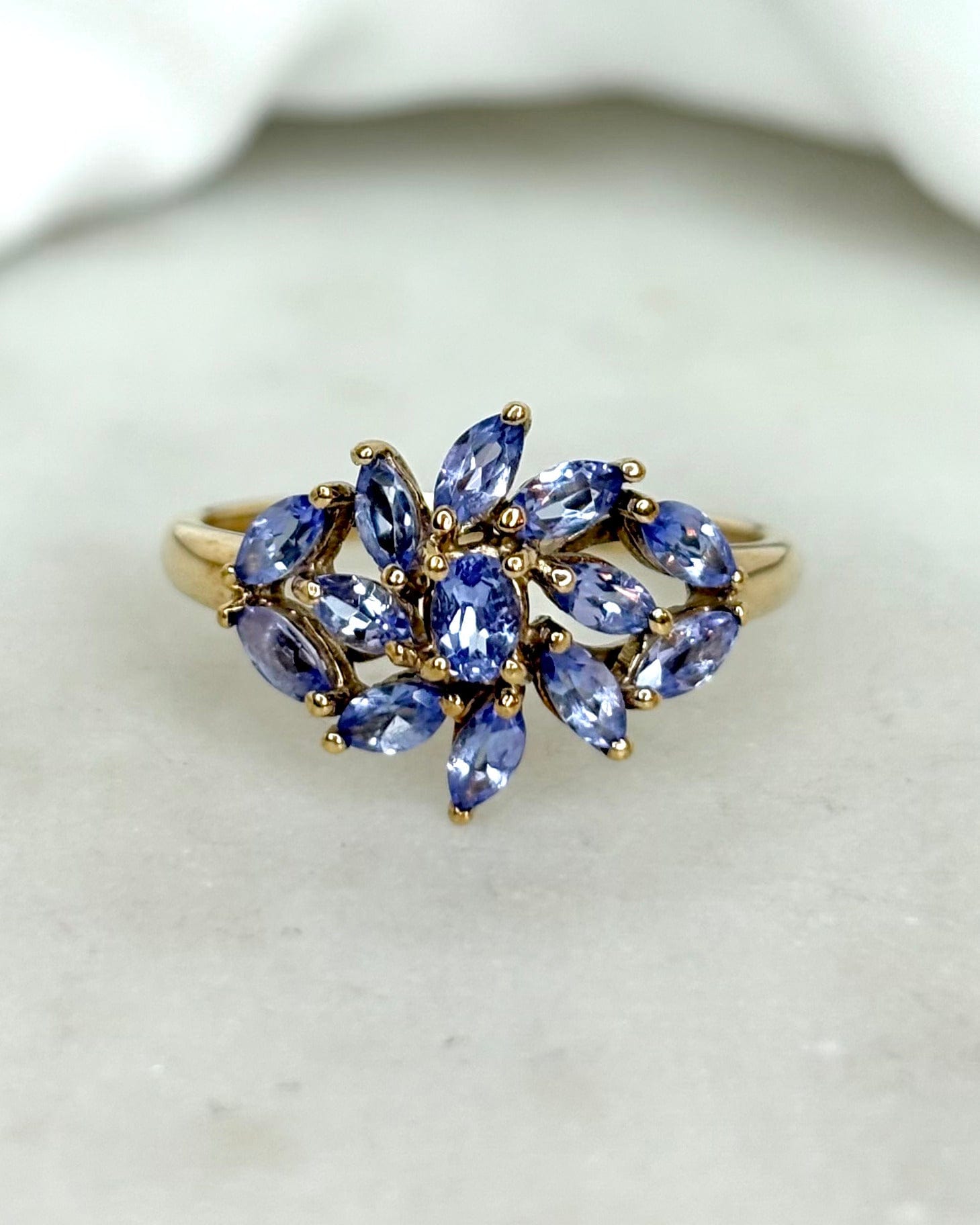 Bague Fleur Tanzanites 1.02 carat "Gabriella" - Elliade Paris