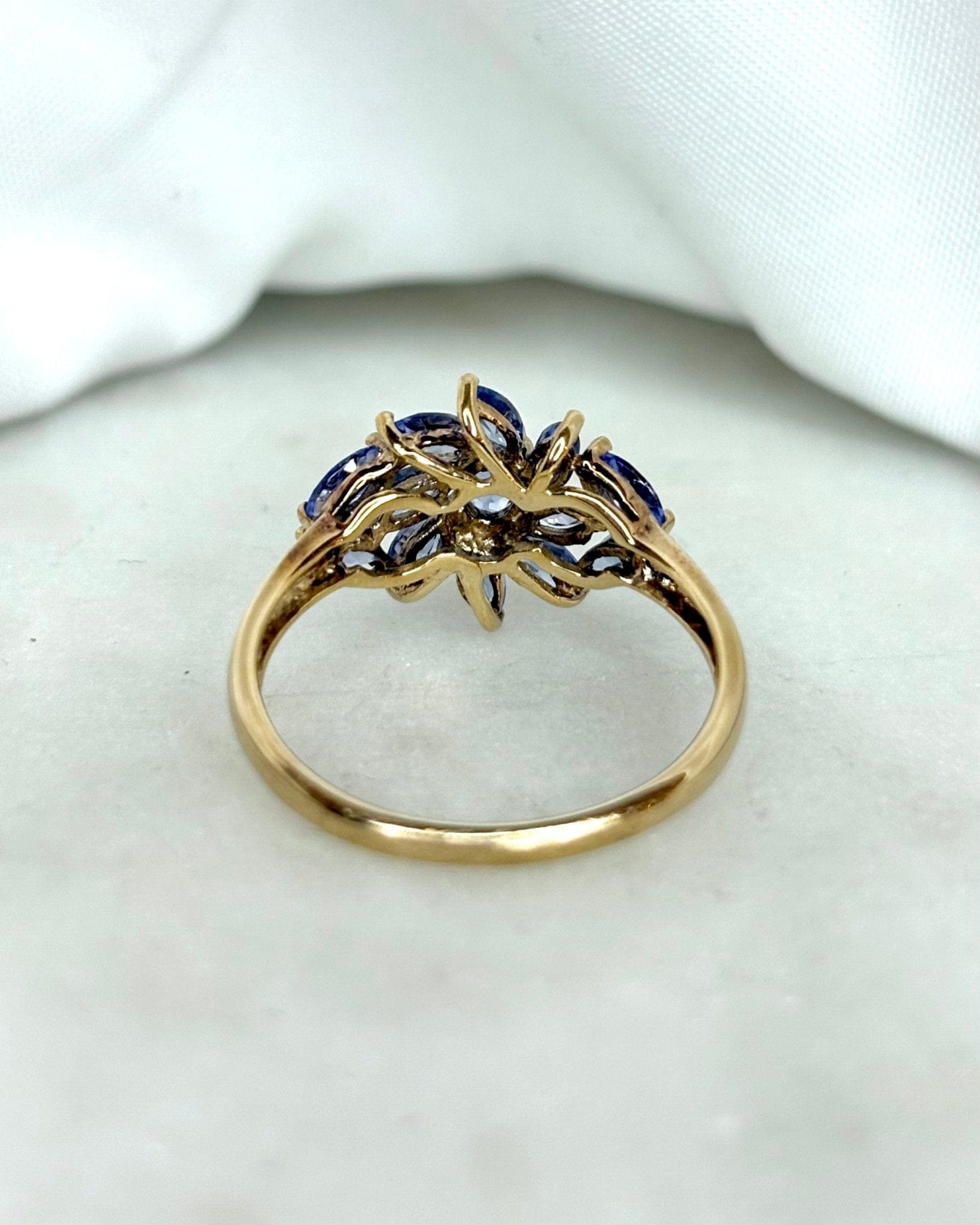 Bague Fleur Tanzanites 1.02 carat "Gabriella" - Elliade Paris