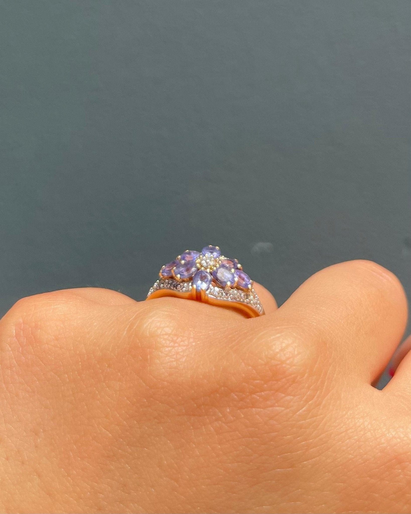 Bague Fleur Tanzanites 2.10 carats &amp; Diamants "Zoeline" - Elliade Paris