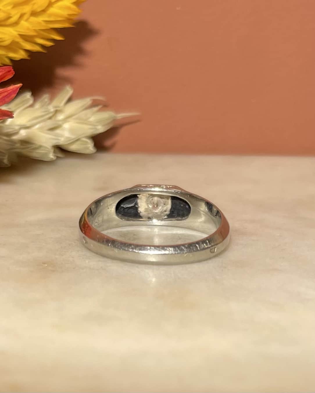 Bague Art déco Résine noire et Diamant "Alaric" - Elliade Paris