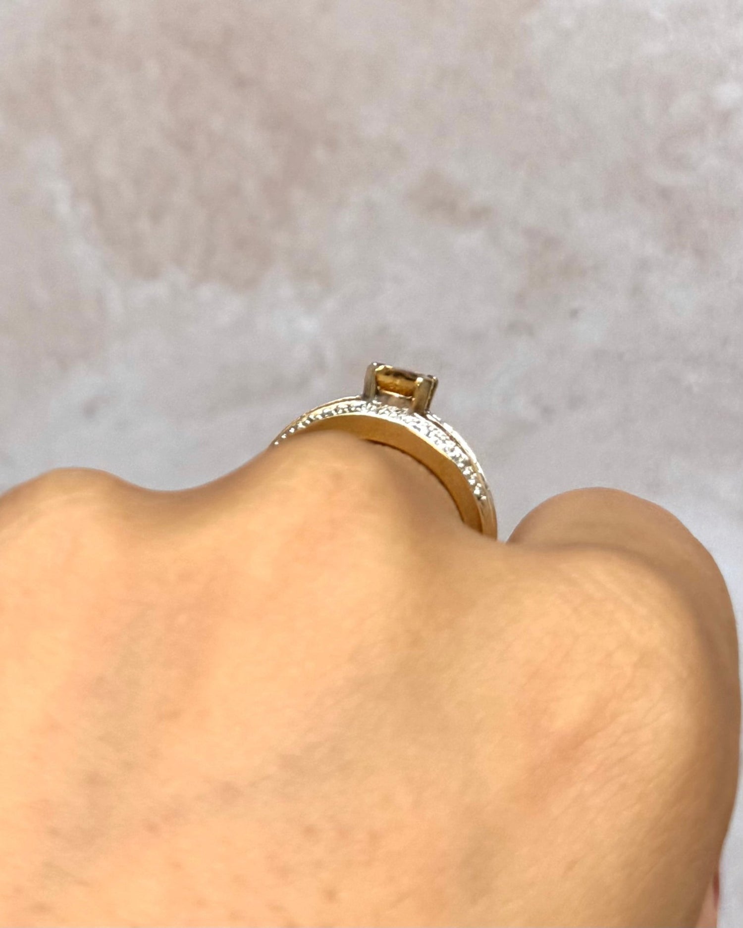 Bague Jonc Citrine 0.90 carat &amp; Diamants "Olinka" - Elliade Paris