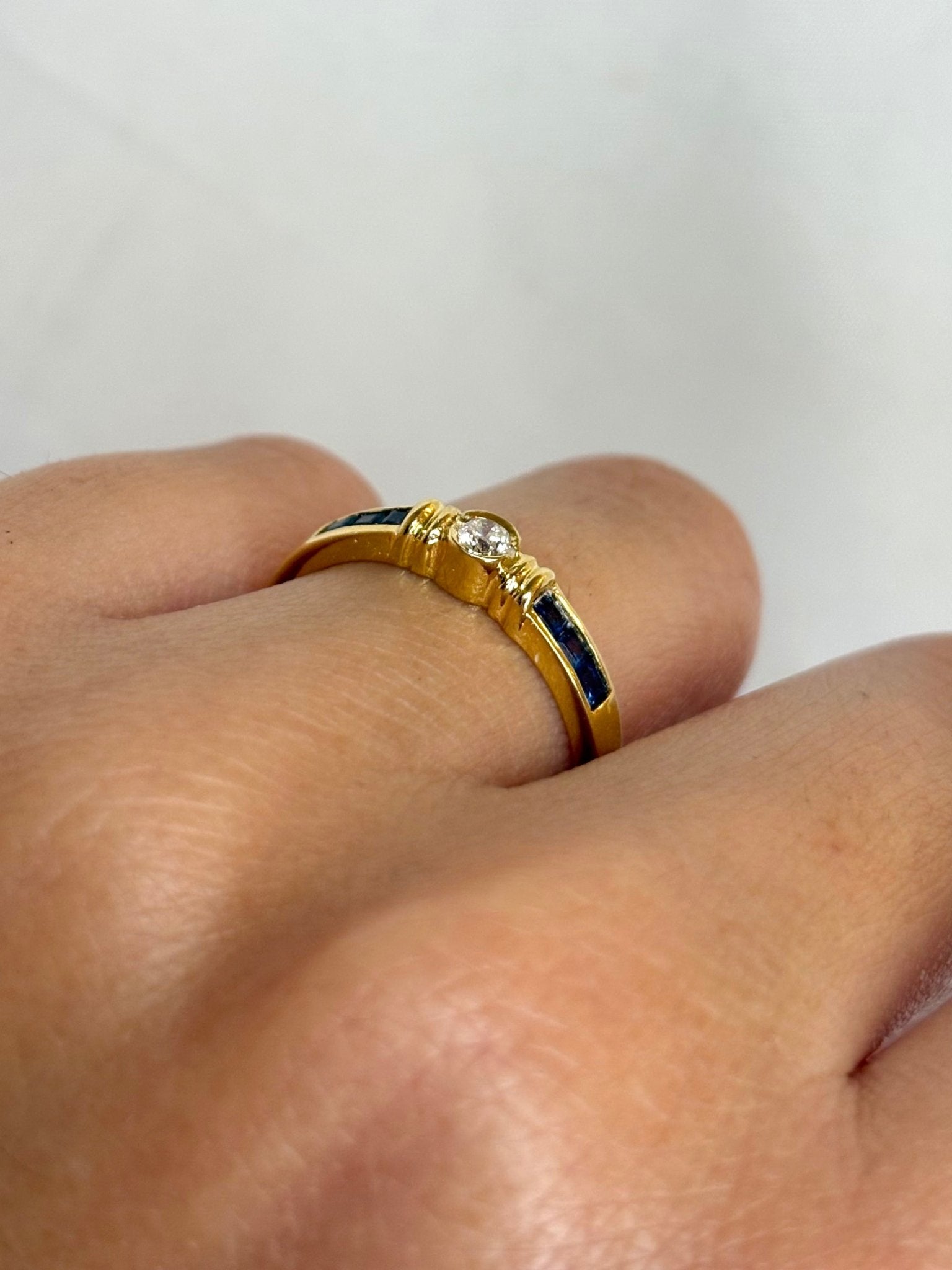 Bague Jonc Diamant &amp; Saphirs "Alexia" - Elliade Paris