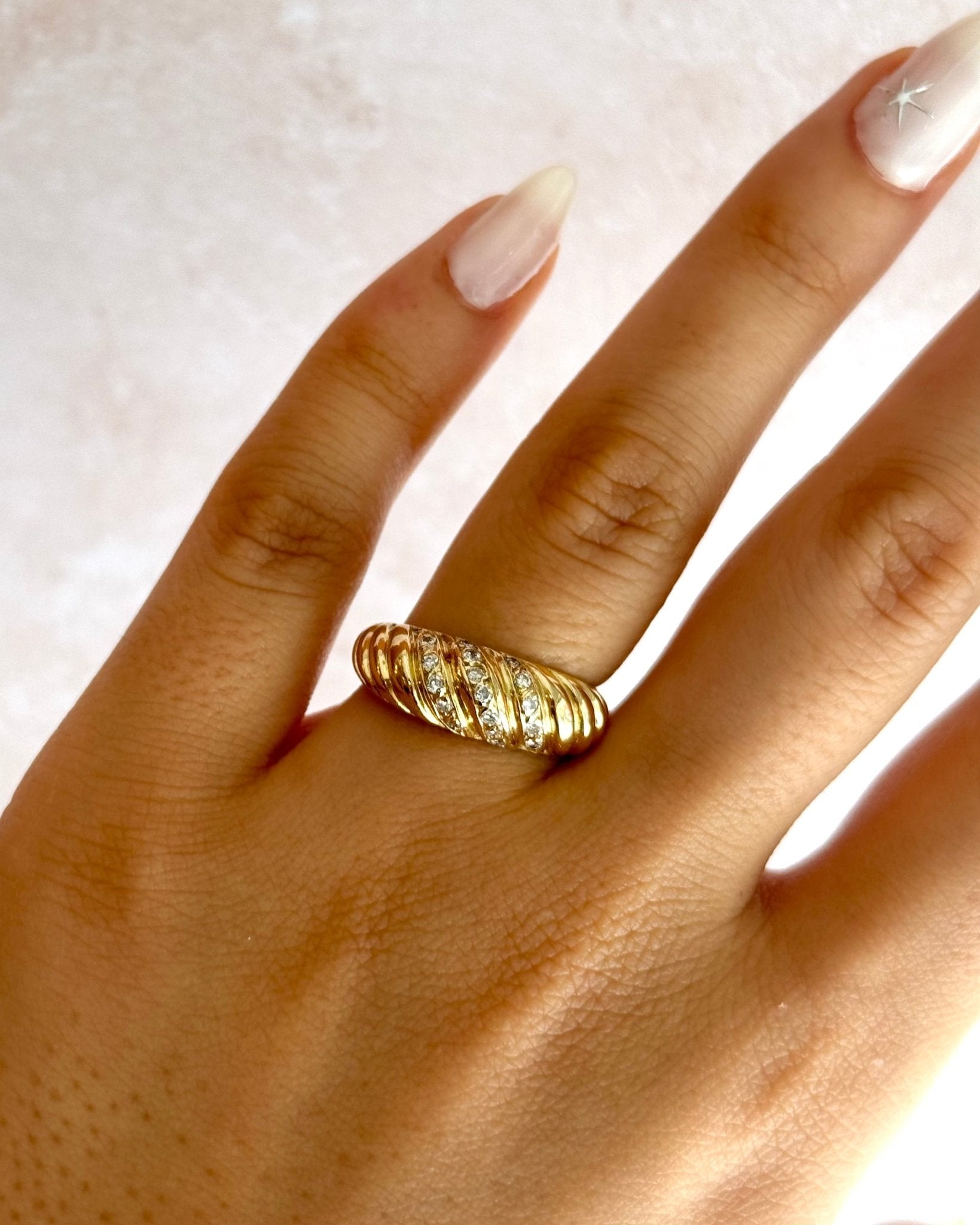 Bague Jonc Diamants 0.34 carat &amp; Or 5.43g "Julia" - Elliade Paris