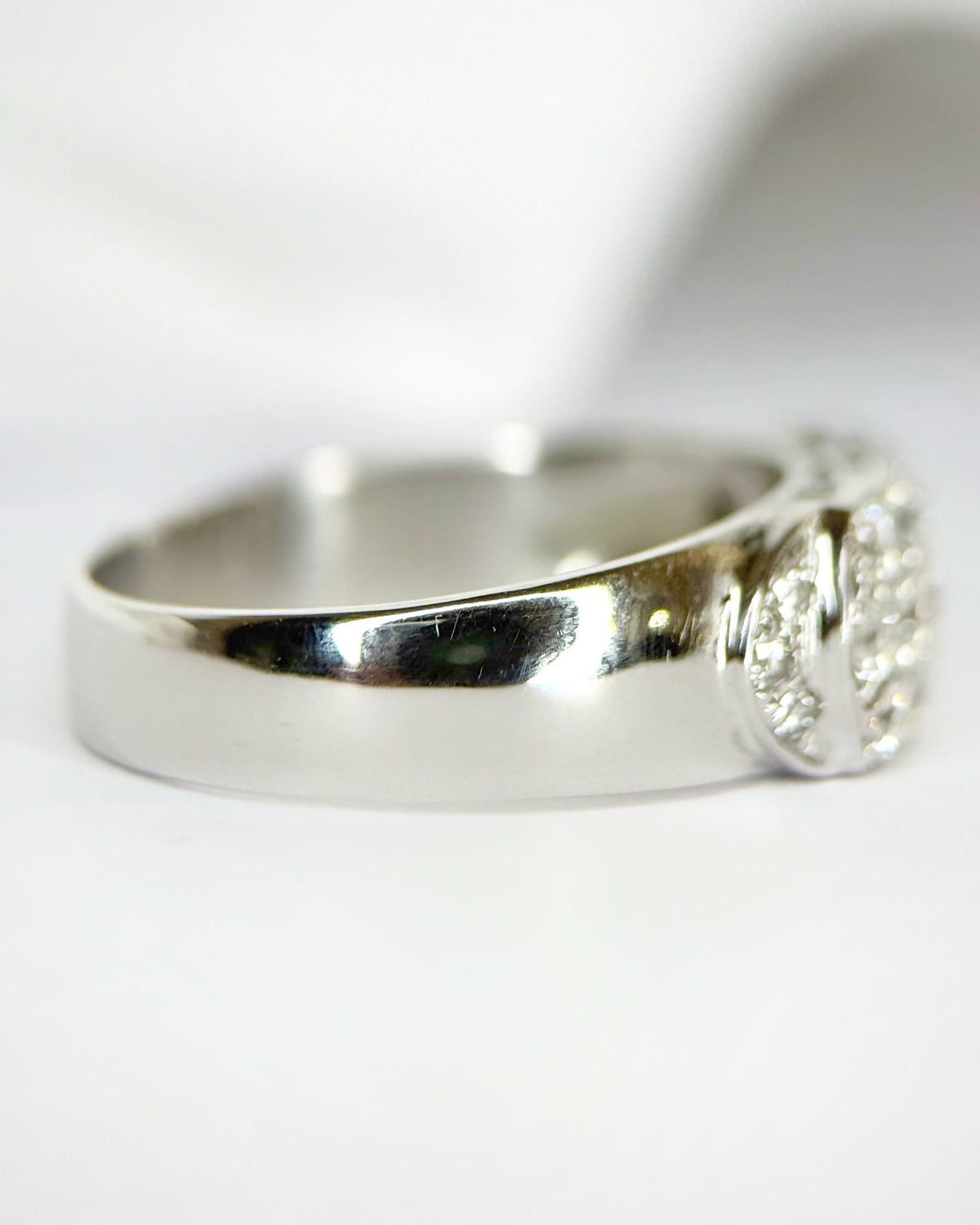 Bague Jonc Diamants 1.05 carat "Izia" - Elliade Paris