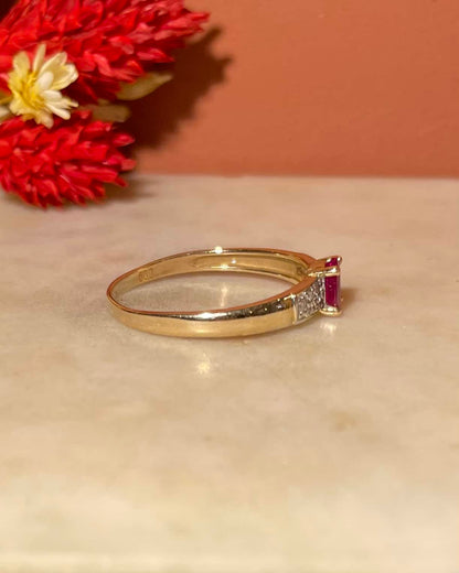 Bague Jonc Diamants &amp; Rubis &quot;Emeline&quot; - Elliade Paris