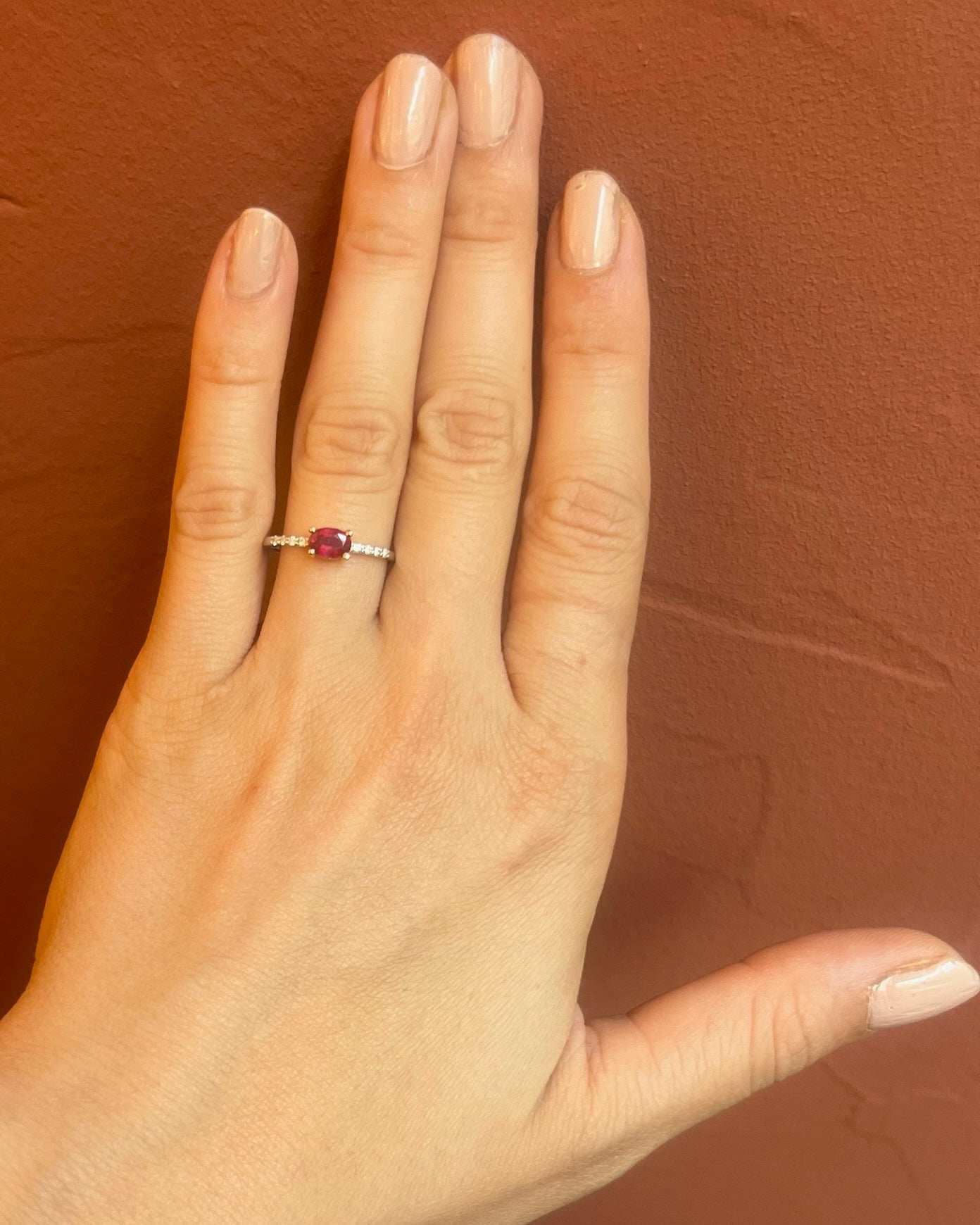 Bague Jonc Diamants &amp; Rubis &quot;Estela&quot; - Elliade Paris
