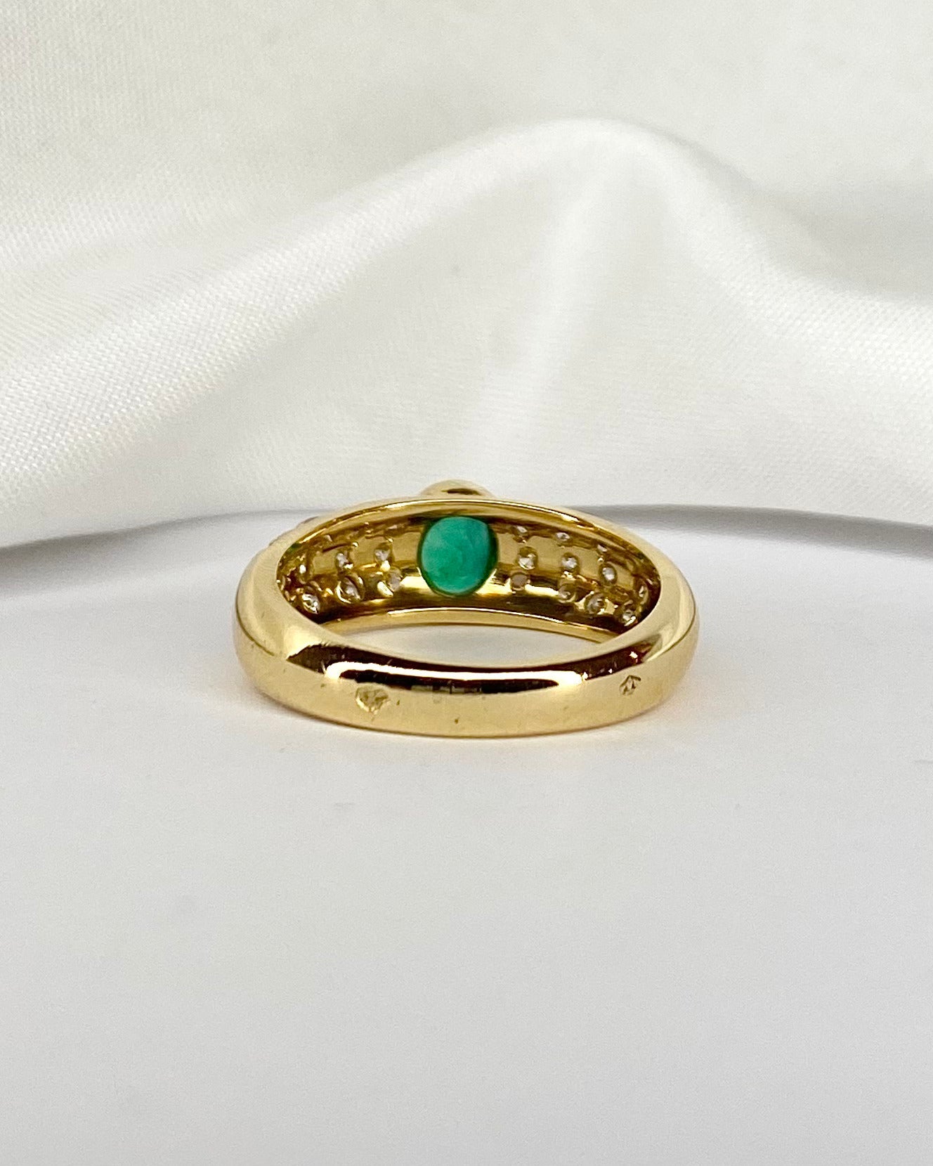 Bague Jonc Émeraude 0.38 carat &amp; 24 Diamants &quot;Sorya&quot; - Elliade Paris