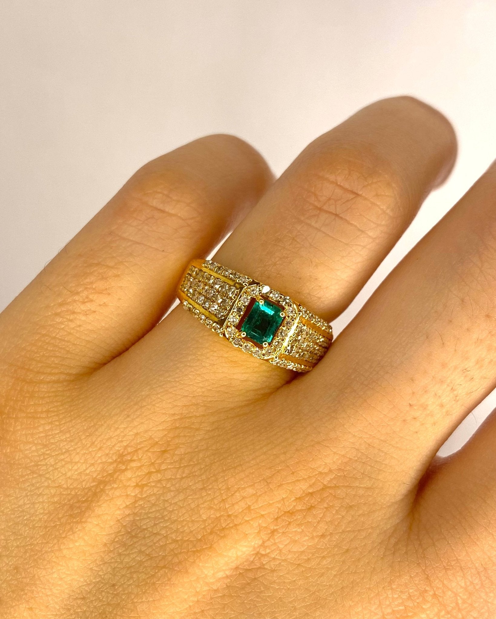 Bague Jonc Émeraude 0.40 carat &amp; Diamants 0.57 carat "Agnes" - Elliade Paris