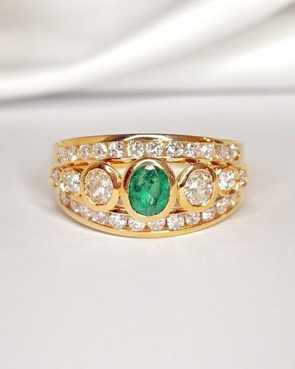 Bague Jonc Émeraude 0.50 carat, Diamants 0.84 carat &amp; Or 6.38g "Amanda" - Elliade Paris