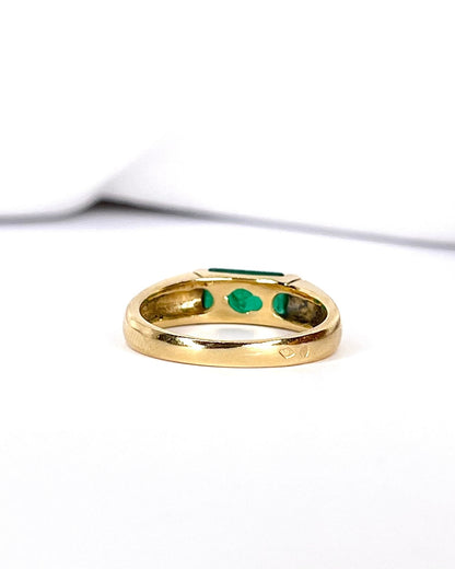 Bague Jonc Émeraude 1.10 carat "Alicia" - Elliade Paris