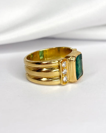 Bague Jonc Émeraude 2.35 carats, Diamants &amp; Or Jaune 10,51g "Claudia" - Elliade Paris