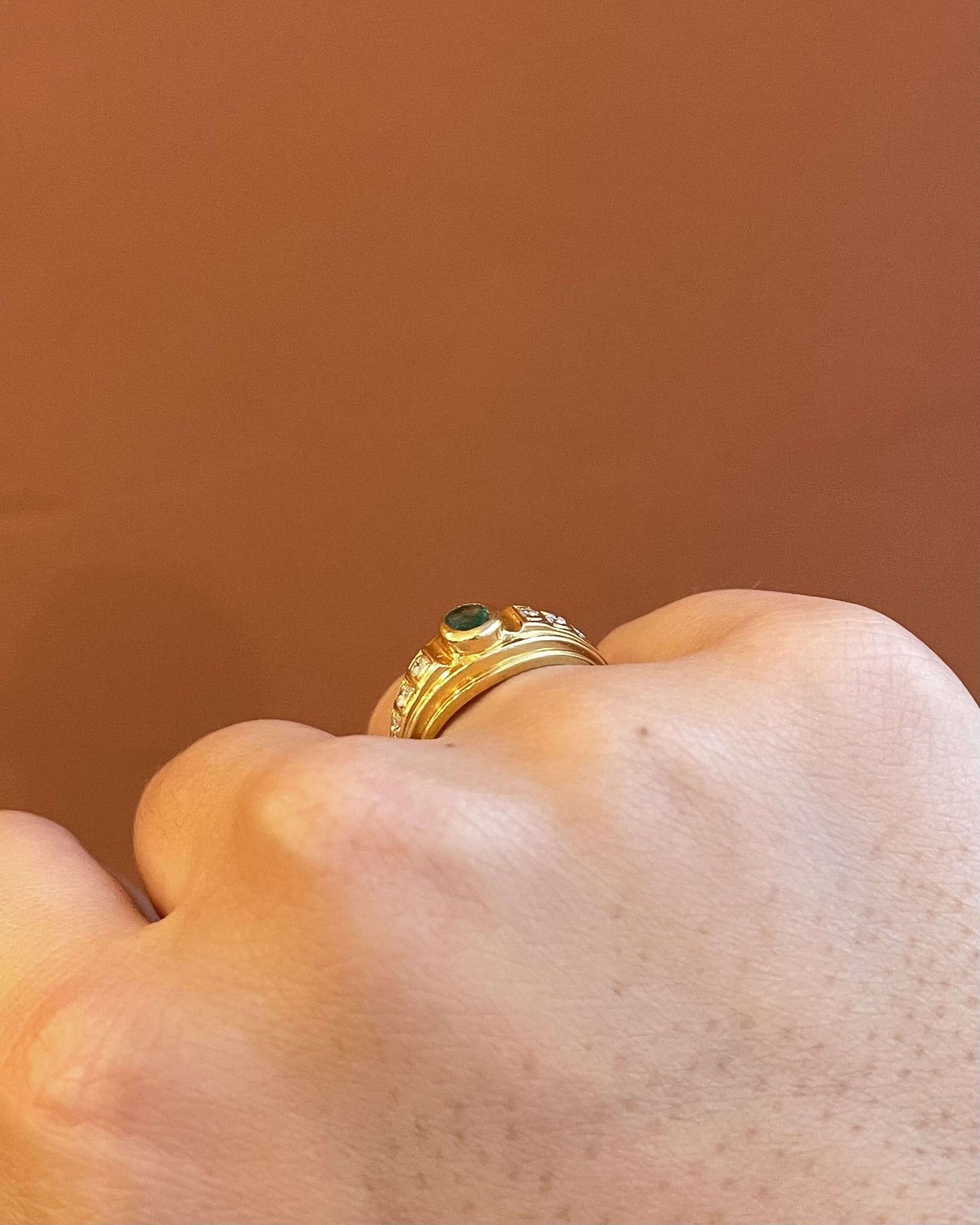 Bague Jonc Émeraude &amp; Diamants "Azénor" - Elliade Paris