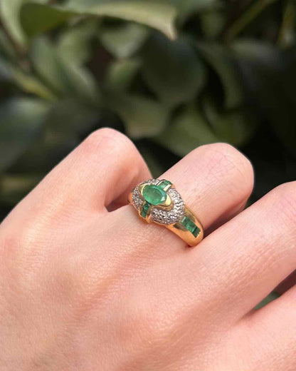 Bague Jonc Emeraudes 0.66 carat &amp; Diamants &quot;Josepha&quot; - Elliade Paris