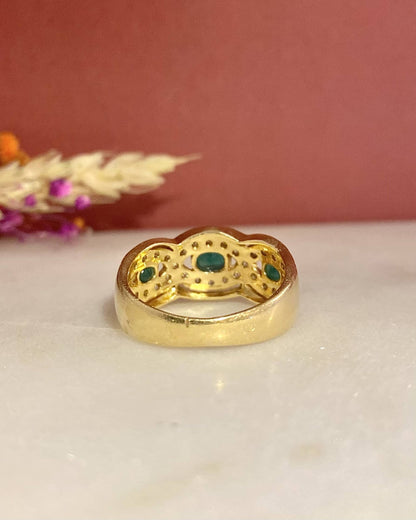 Bague Jonc Emeraudes 0.72 carat &amp; 28 Diamants &quot;Constance&quot; - Elliade Paris
