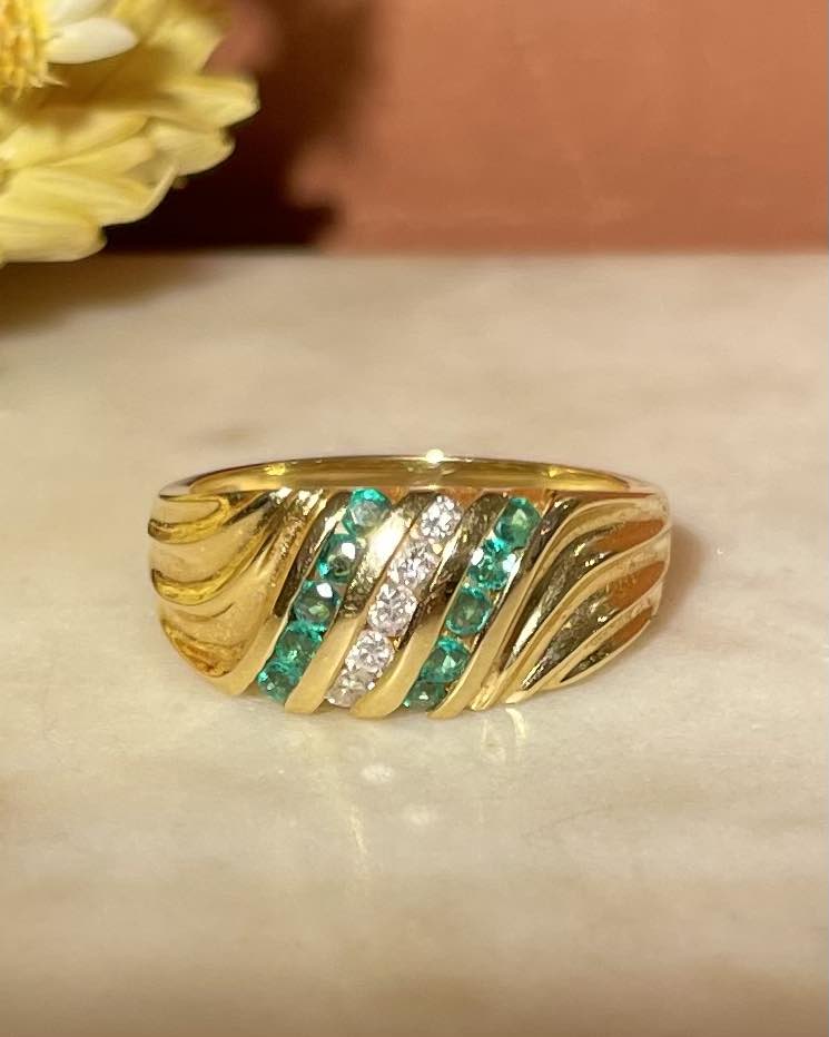 Bague Jonc Emeraudes &amp; Diamants "Raya" - Elliade Paris