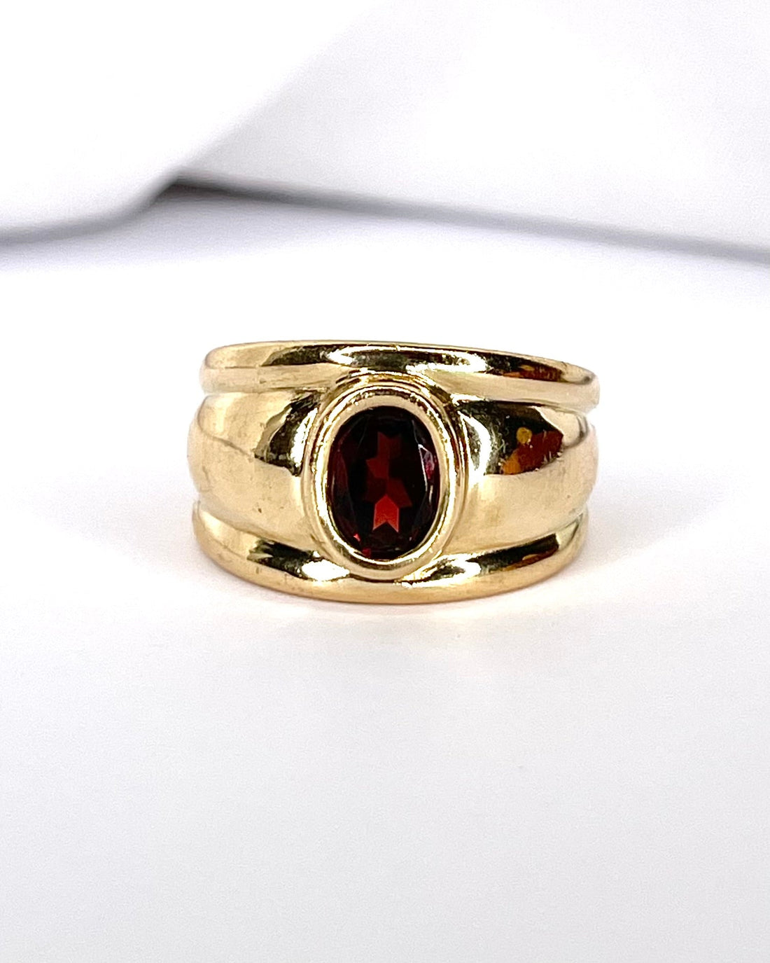 Bague Jonc Grenat 1.30 carat &amp; Or 6.69g "Vélina" - Elliade Paris
