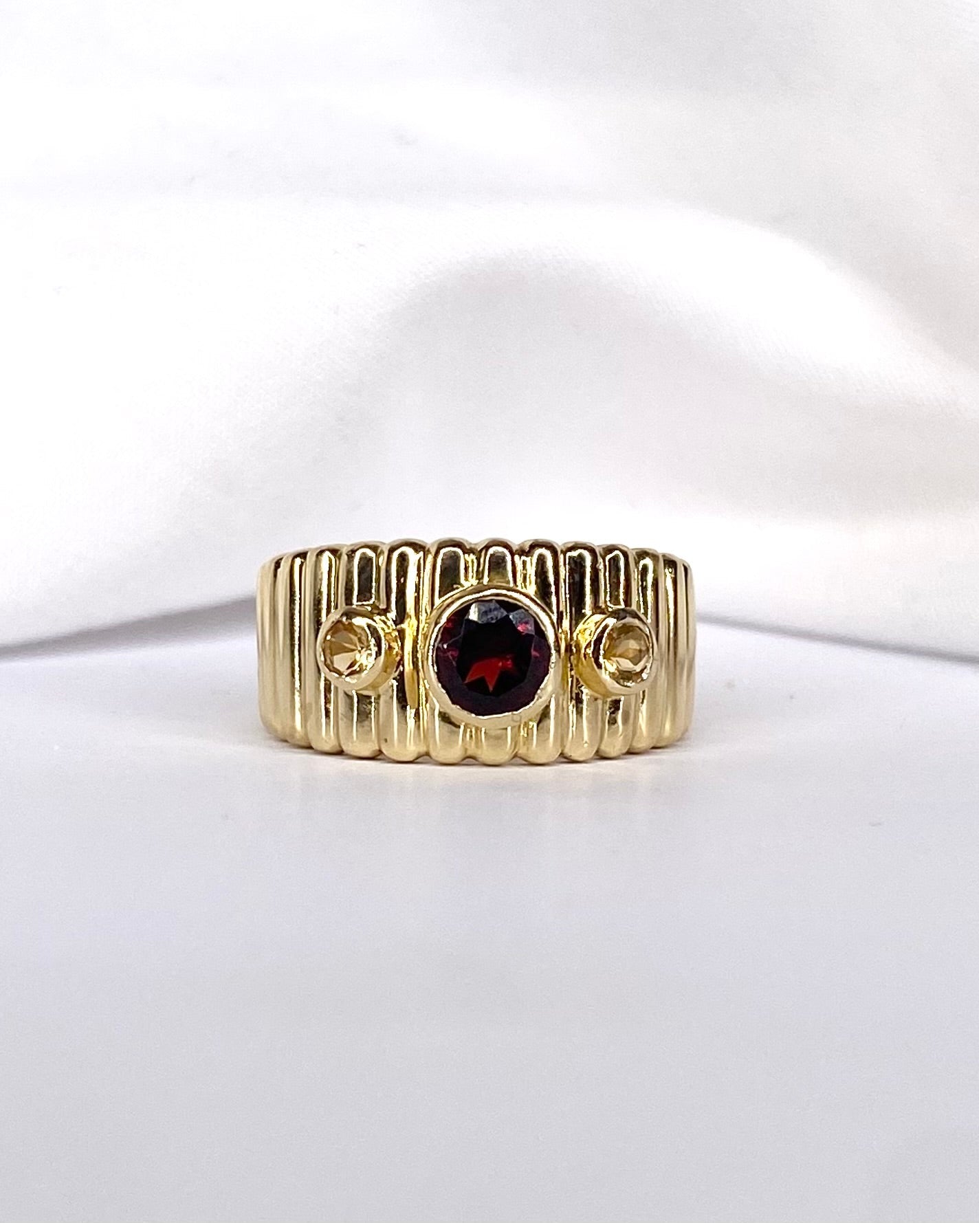 Bague Jonc Grenat, Citrines &amp; Or Jaune 5g "Ornella" - Elliade Paris