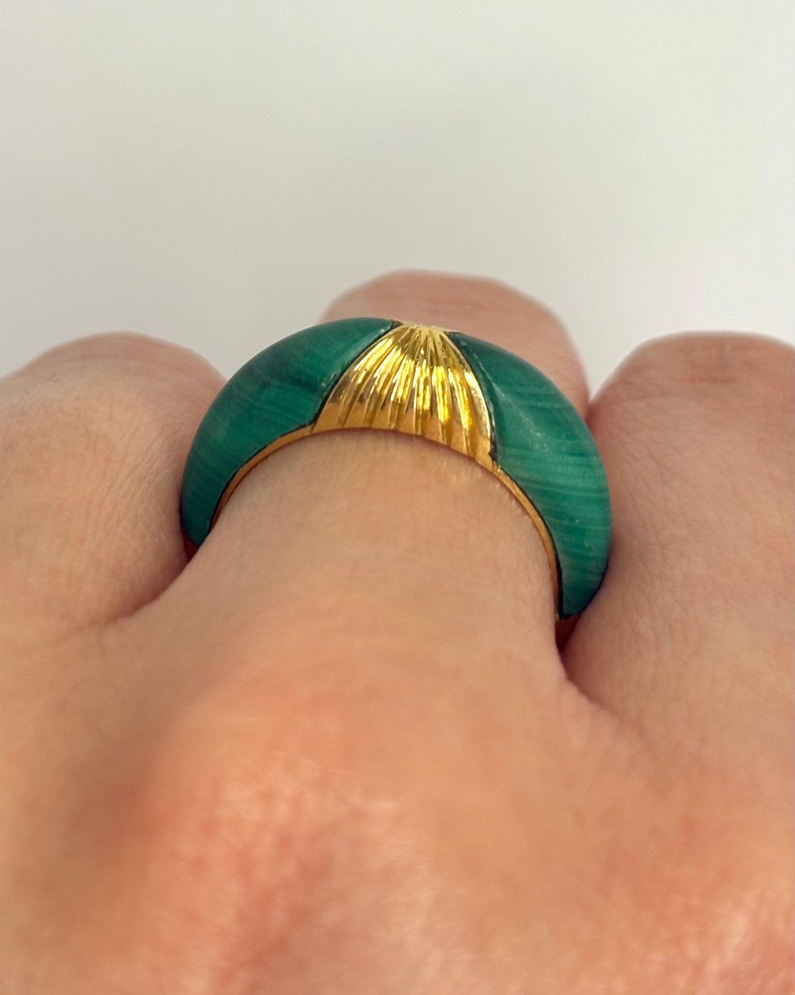 Bague Jonc Malachites "Sami" - Elliade Paris