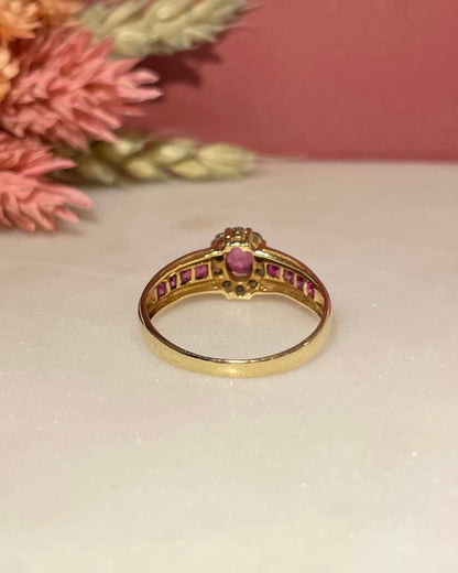Bague Jonc Marguerite Rubis 0.64 carat &amp; Diamants &quot;Ilaria&quot; - Elliade Paris