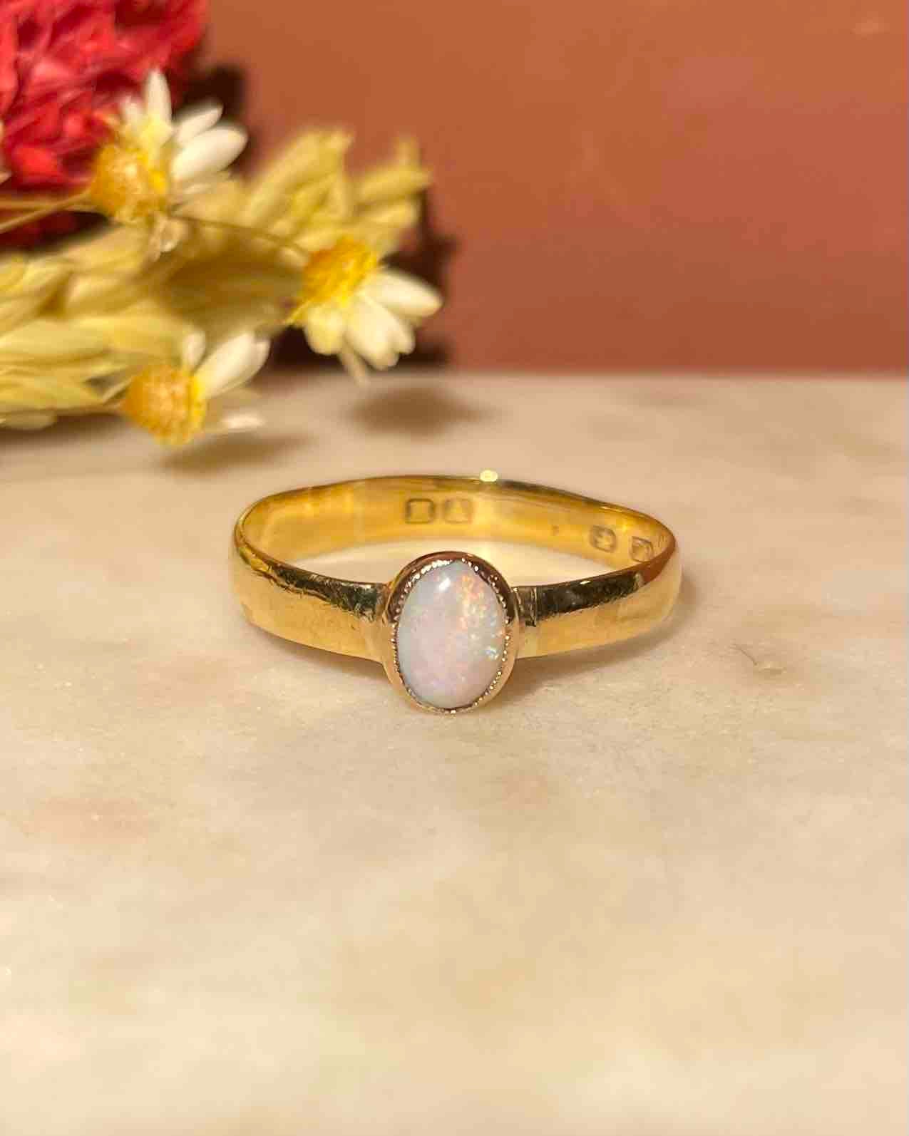 0.40 Carat Opal Solitaire Ring "Nancy"