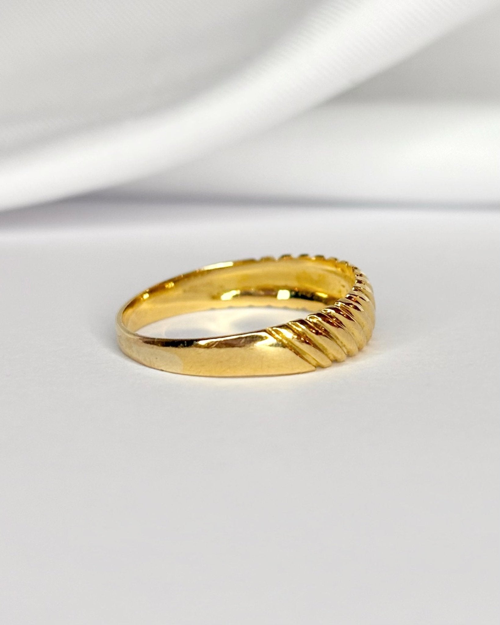 Bague Jonc Or Jaune 18 carats "Auriane" - Elliade Paris