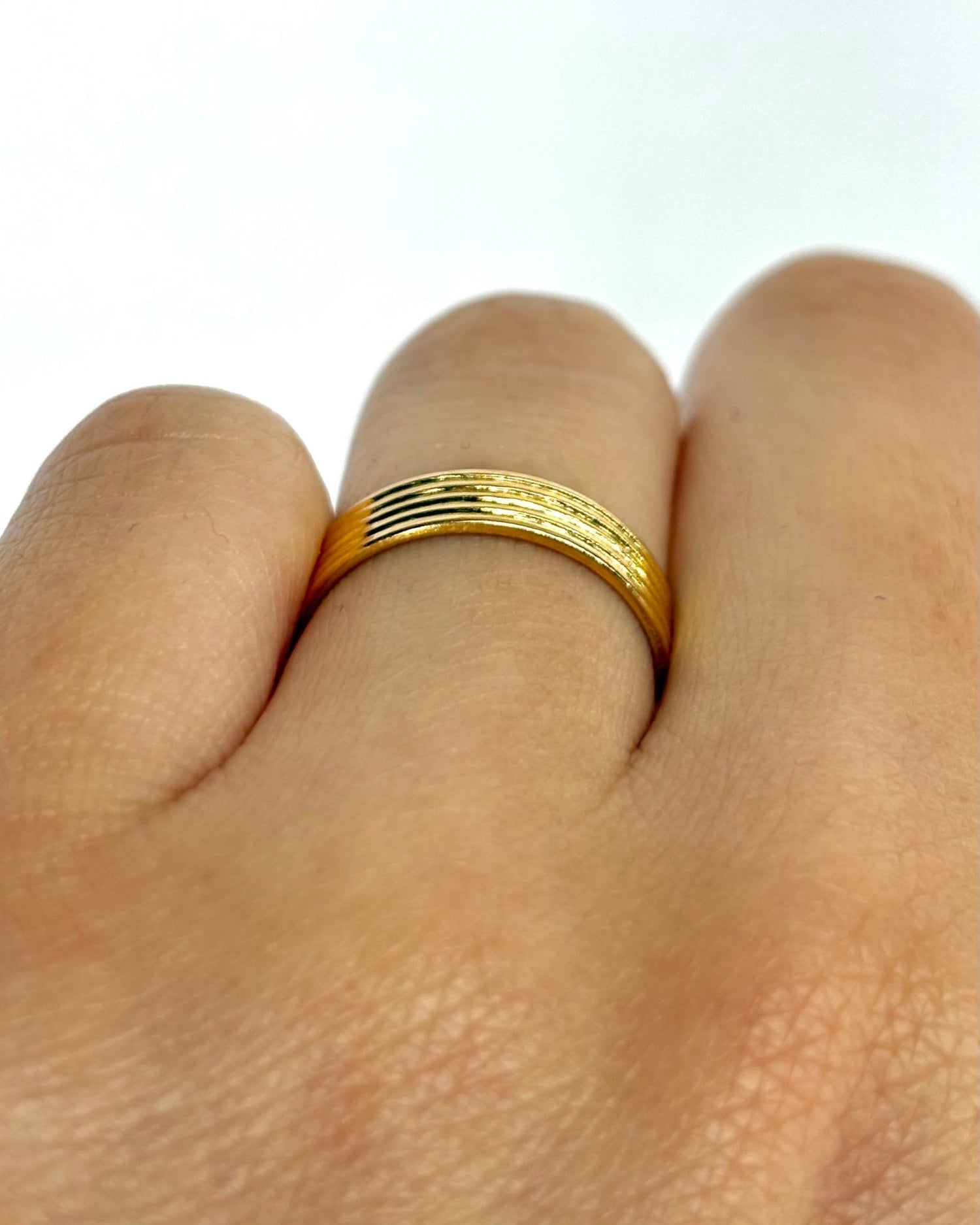 Bague Jonc Or Jaune 18 carats "Chloé" - Elliade Paris