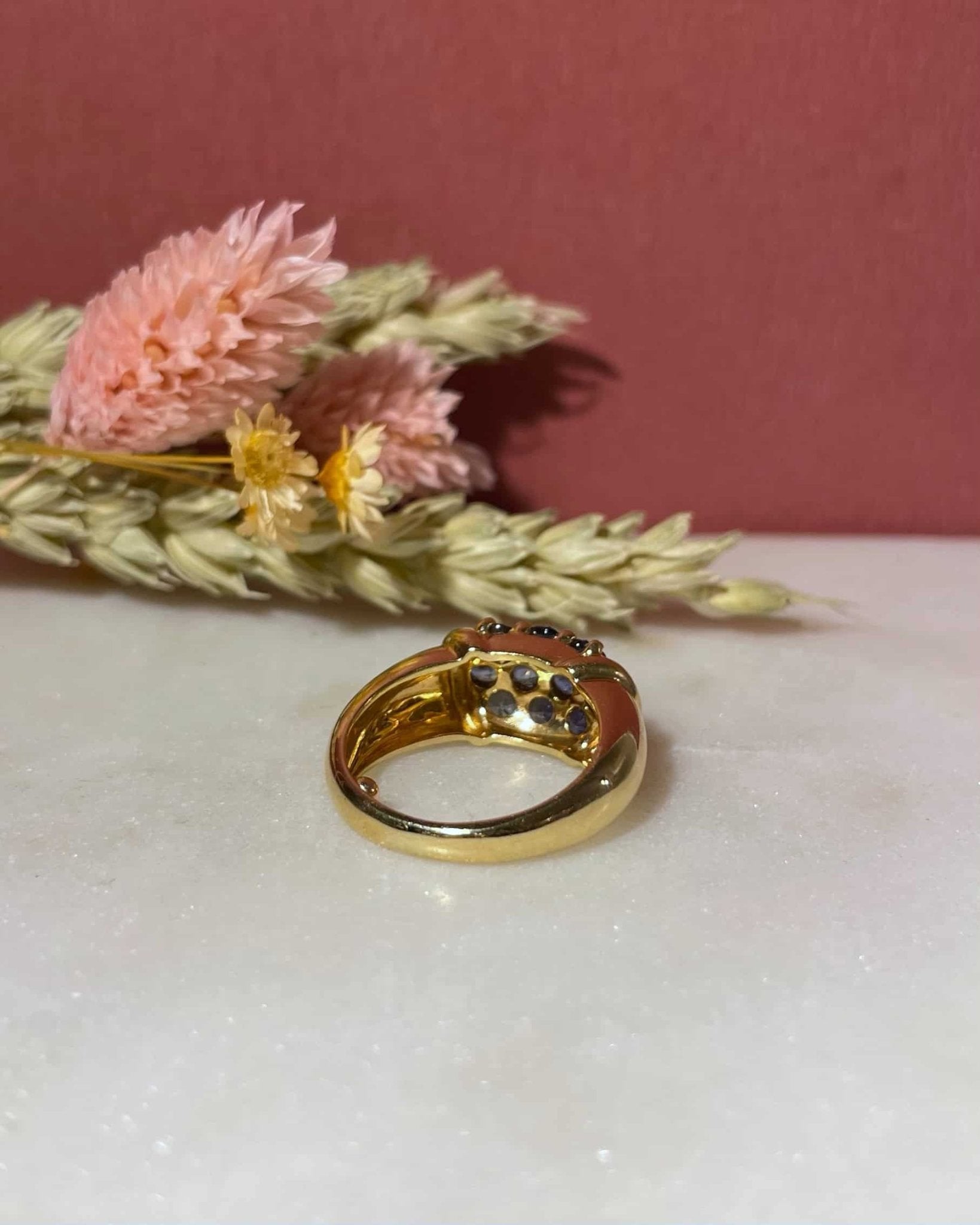 Bague Jonc Or &amp; Saphirs 2 Carats &quot;Freya&quot; - Elliade Paris