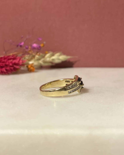Bague Jonc Rivière Saphirs &amp; Diamants &quot;Julyne&quot; - Elliade Paris