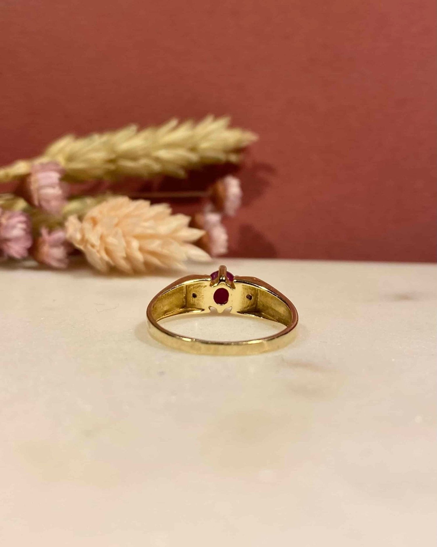 Bague Jonc Rubis 0.45 carat &amp; Diamants &quot;Rachelle&quot; - Elliade Paris