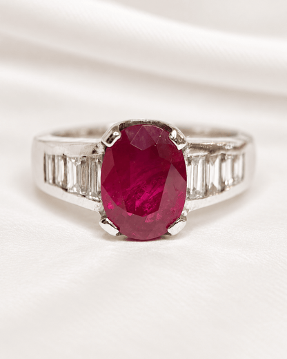 Bague Jonc Rubis 2.91 carats &amp; Diamants Baguette 6.3g "Carmine" - Elliade Paris